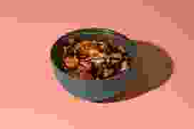 Поке с нежным куриным филе.